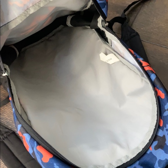 Camo backpack 🎒 - Picture 5 of 5